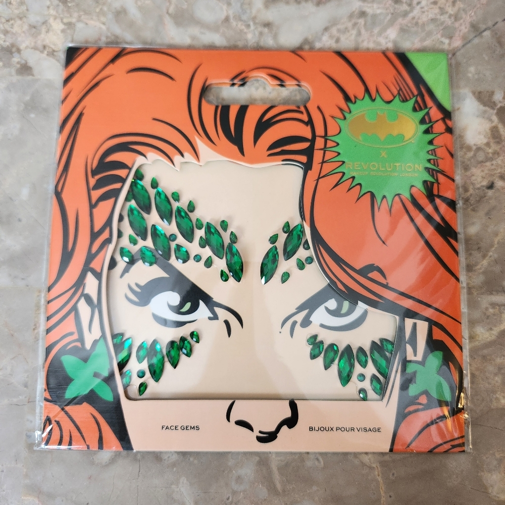 Poison Ivy Face Gems Green